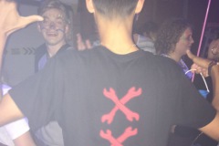 amsterdam-t-shirt-at-the-party