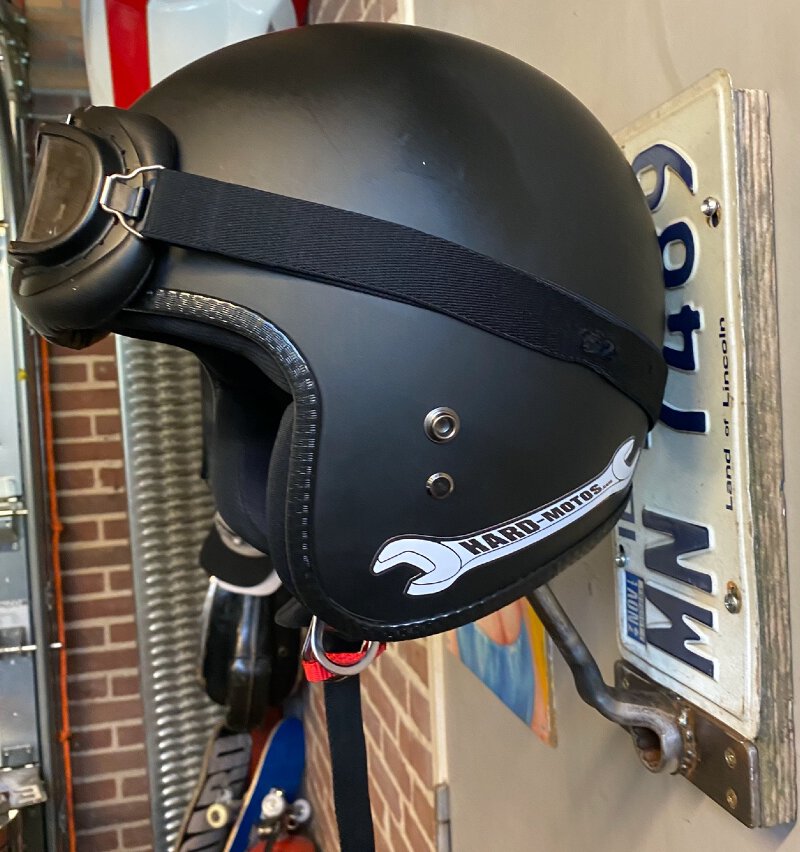 Handmade helmet hangers – unique pieces to safely store your helmet!
